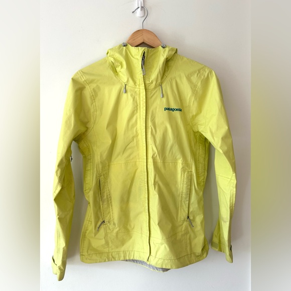 PATAGONIA Torrentshell Rain Jacket | Size Small - Picture 3 of 16